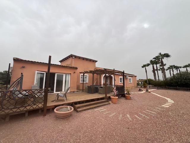 Finca for Sale in Dolores, Alicante