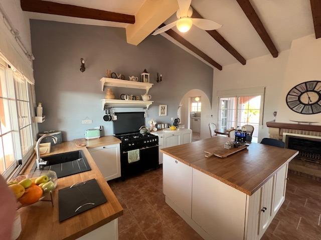 Finca for Sale in Dolores, Alicante