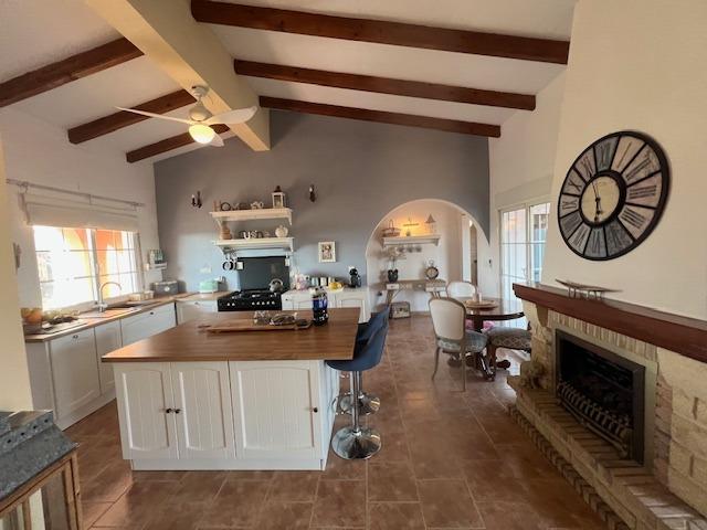 Finca for Sale in Dolores, Alicante