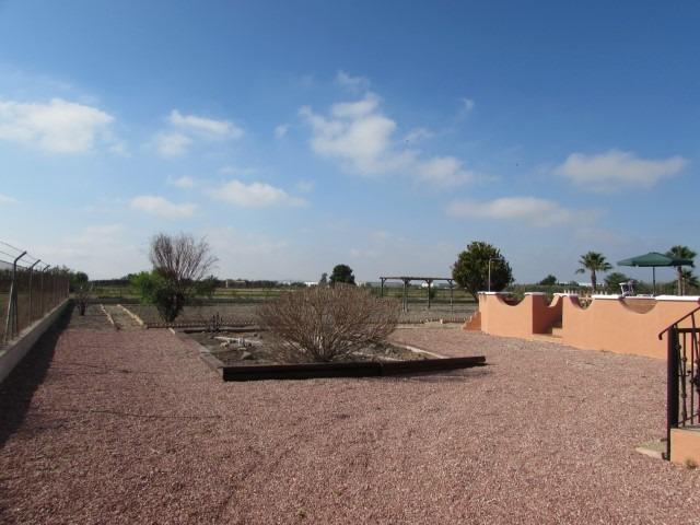 Finca for Sale in Dolores, Alicante