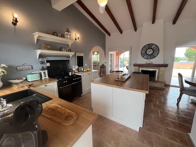 Finca for Sale in Dolores, Alicante