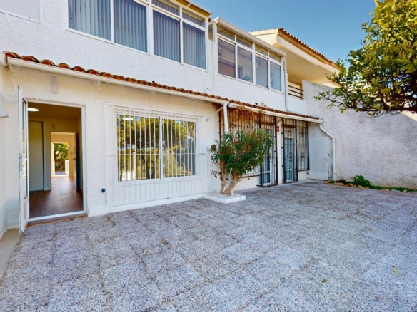 Bungalow for Sale in Orihuela Costa, Alicante