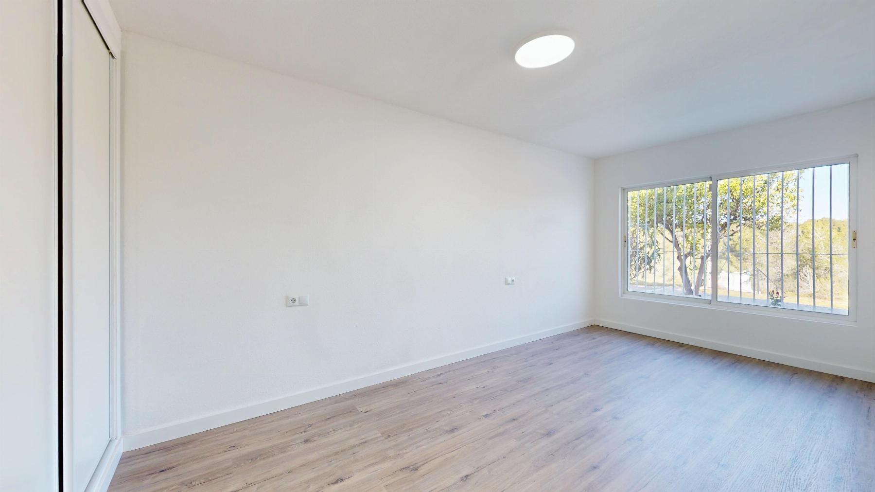 Bungalow for Sale in Orihuela Costa, Alicante