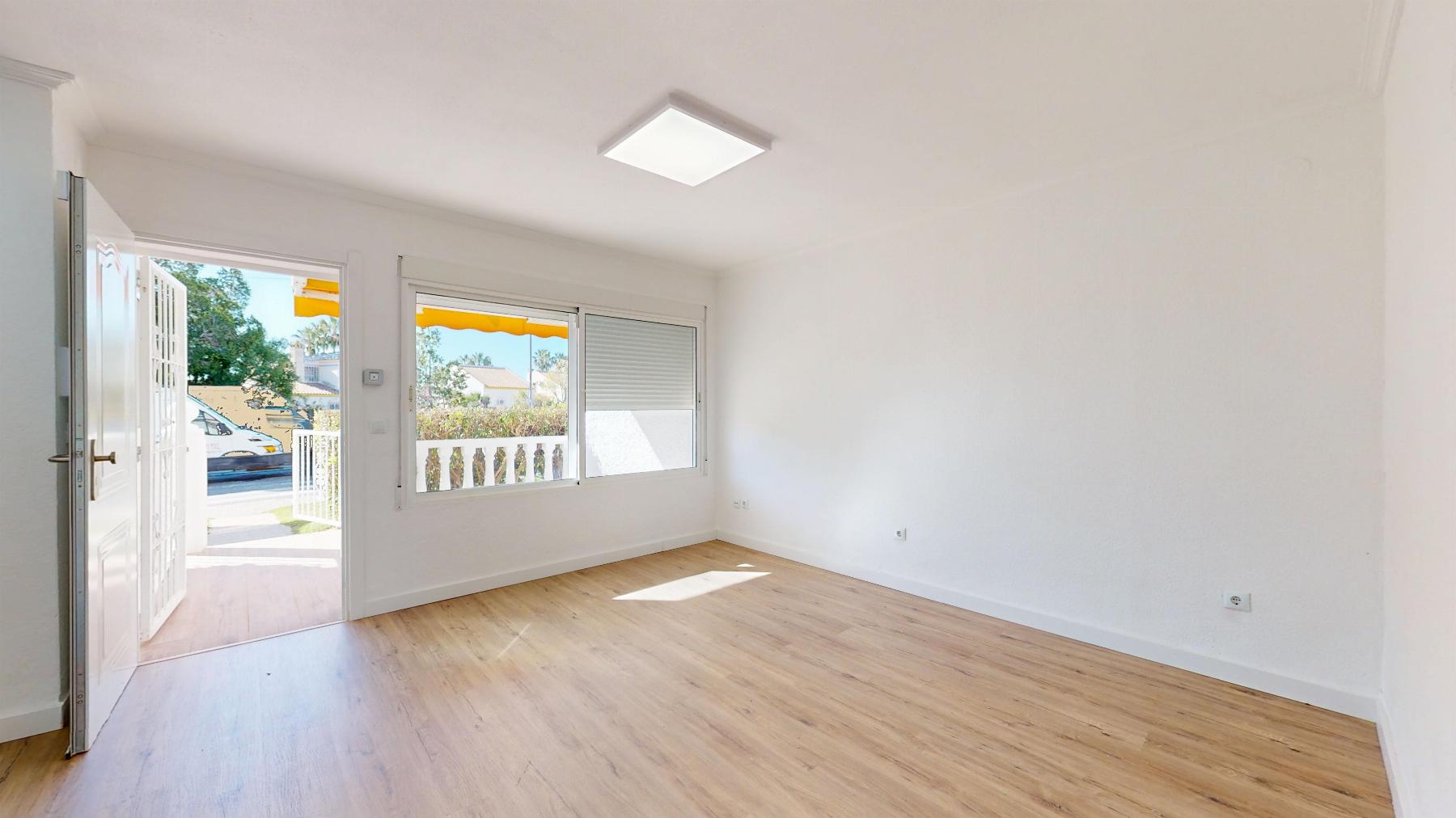 Bungalow for Sale in Orihuela Costa, Alicante