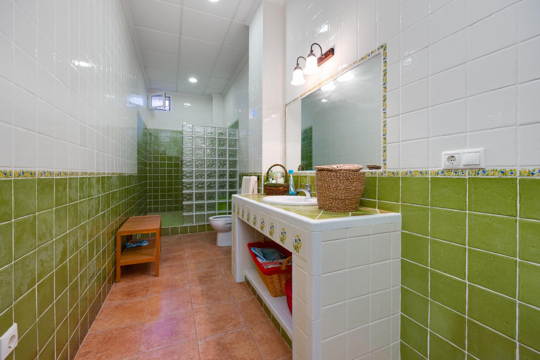 Villa for Sale in San Miguel de Salinas, Alicante