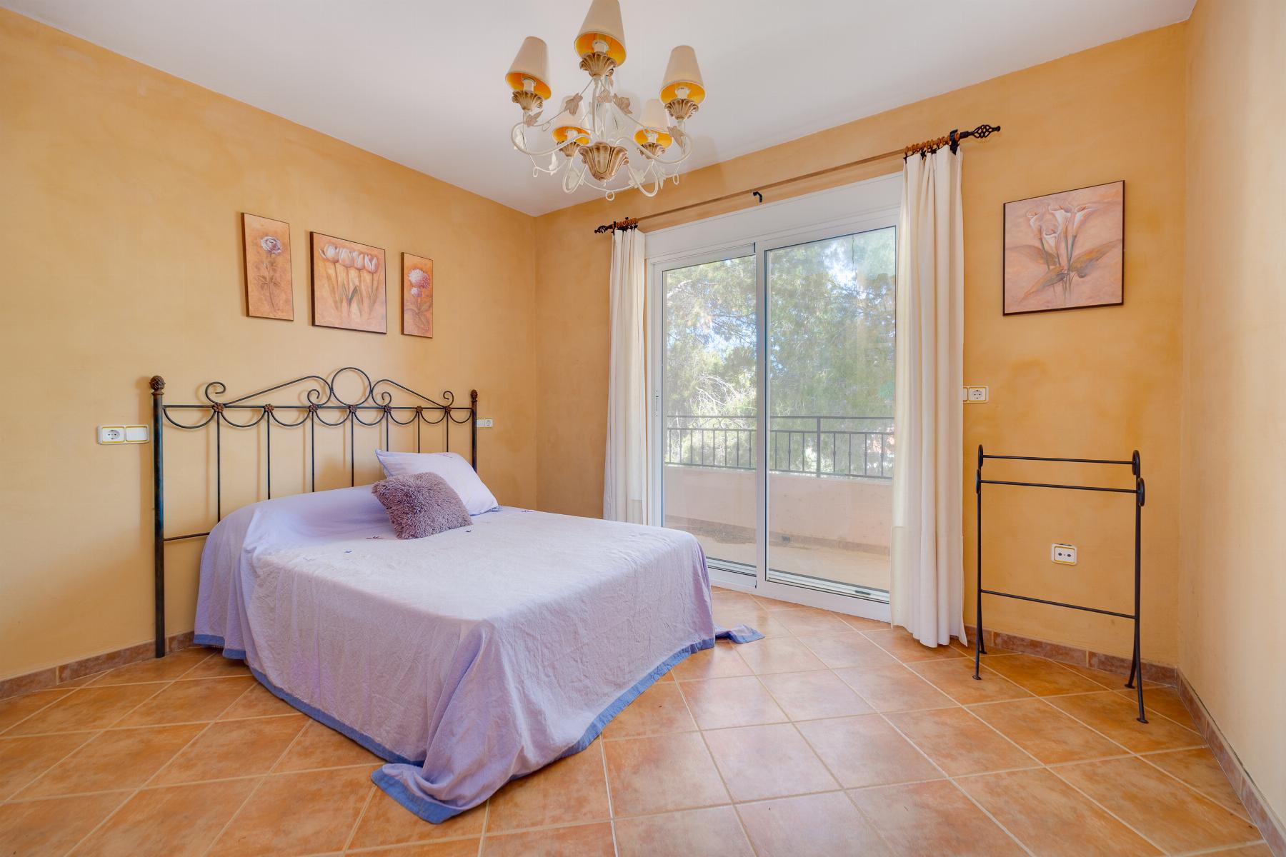 Villa for Sale in San Miguel de Salinas, Alicante