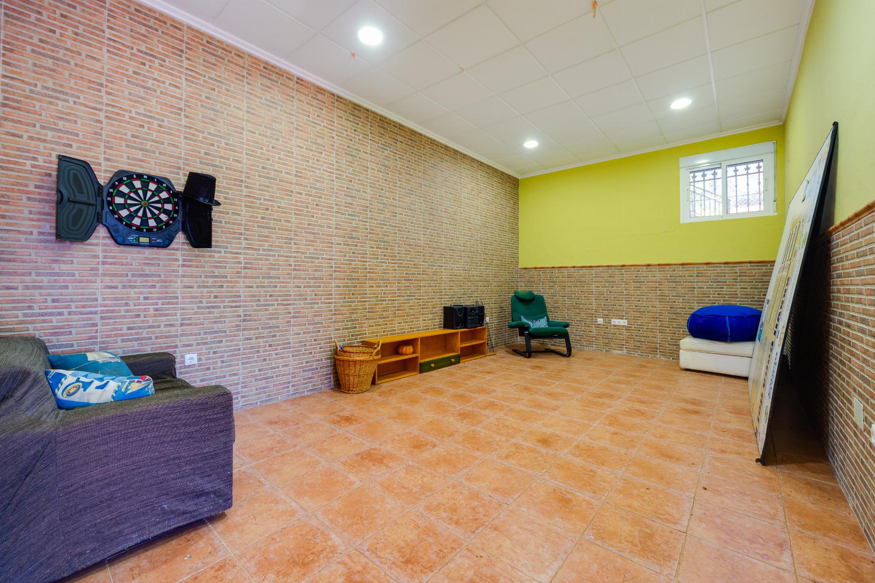 Villa for Sale in San Miguel de Salinas, Alicante