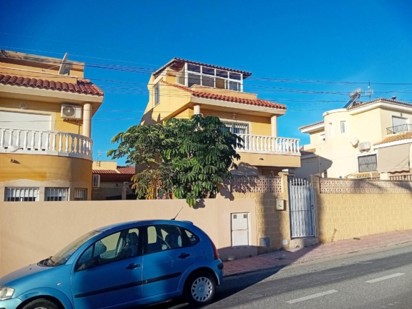 Apartment for Sale in Torrevieja, Alicante