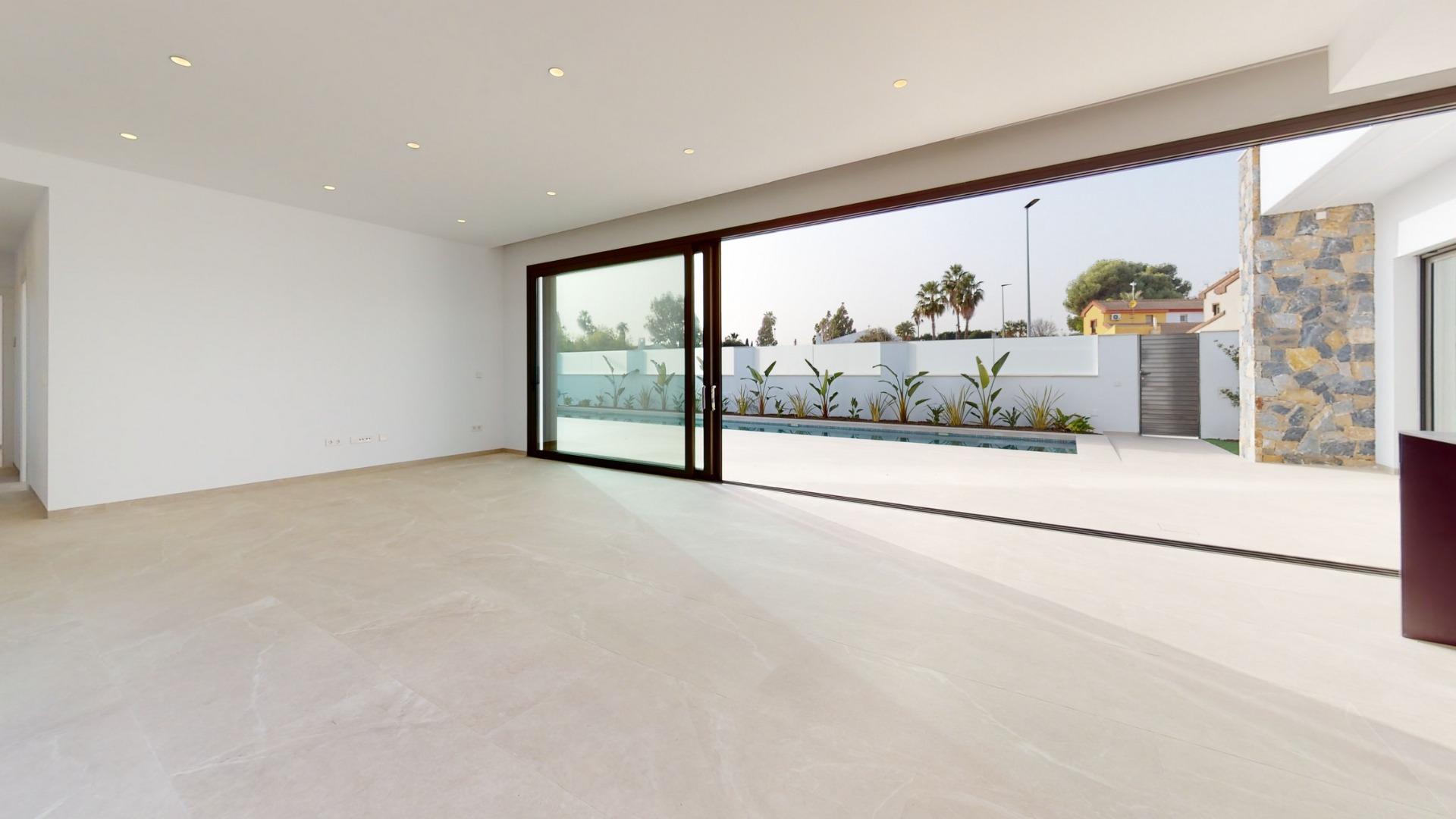 NEW BUILD VILLAS IN LOS ALCAZARES
