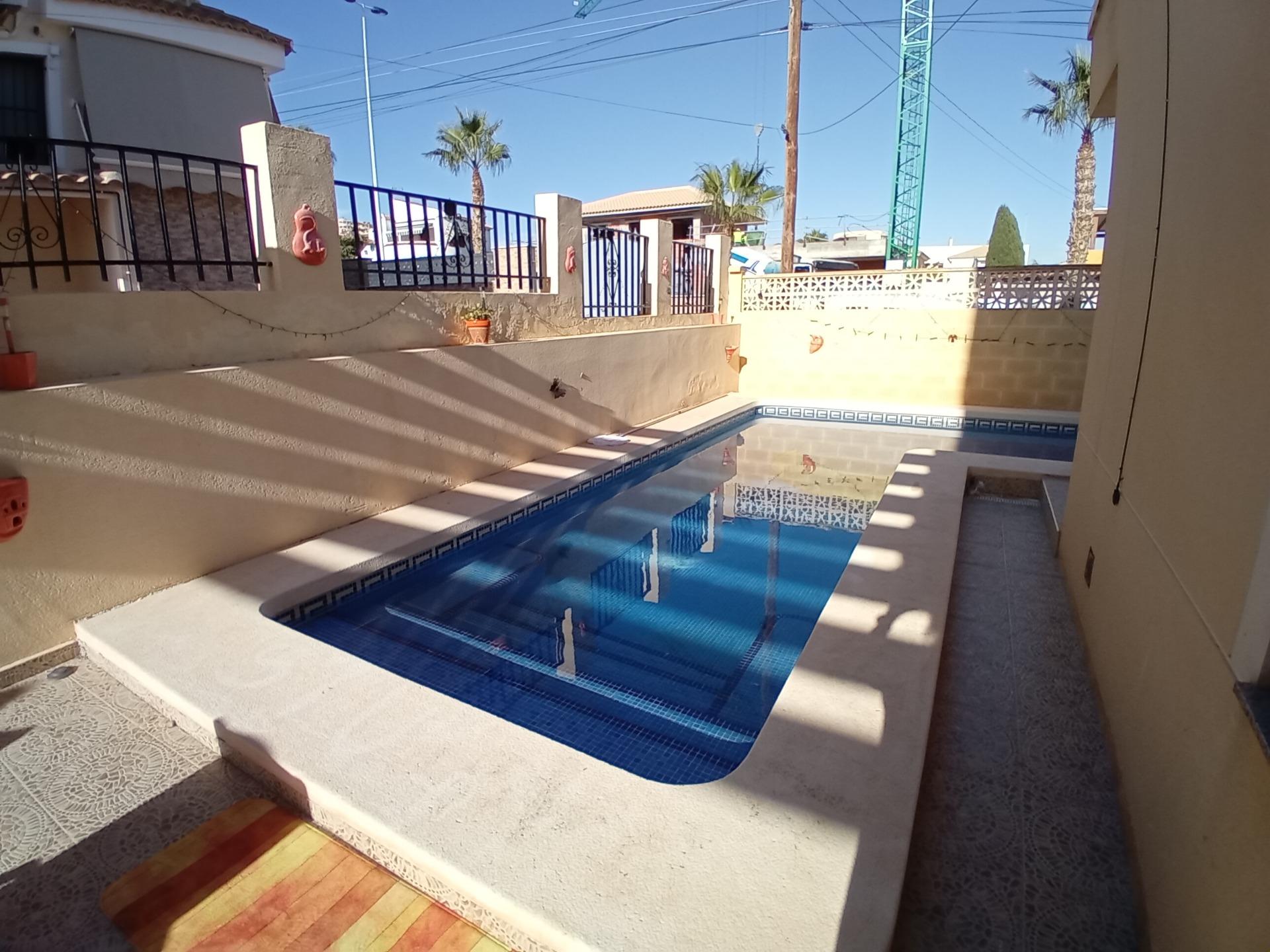 Apartment for Sale in Torrevieja, Alicante