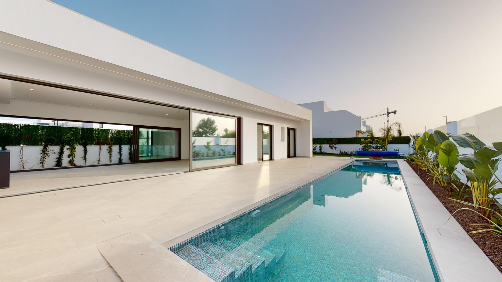 NEW BUILD VILLAS IN LOS ALCAZARES