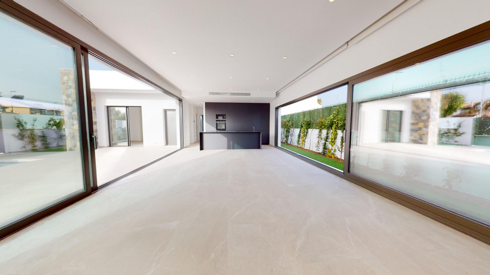 NEW BUILD VILLAS IN LOS ALCAZARES