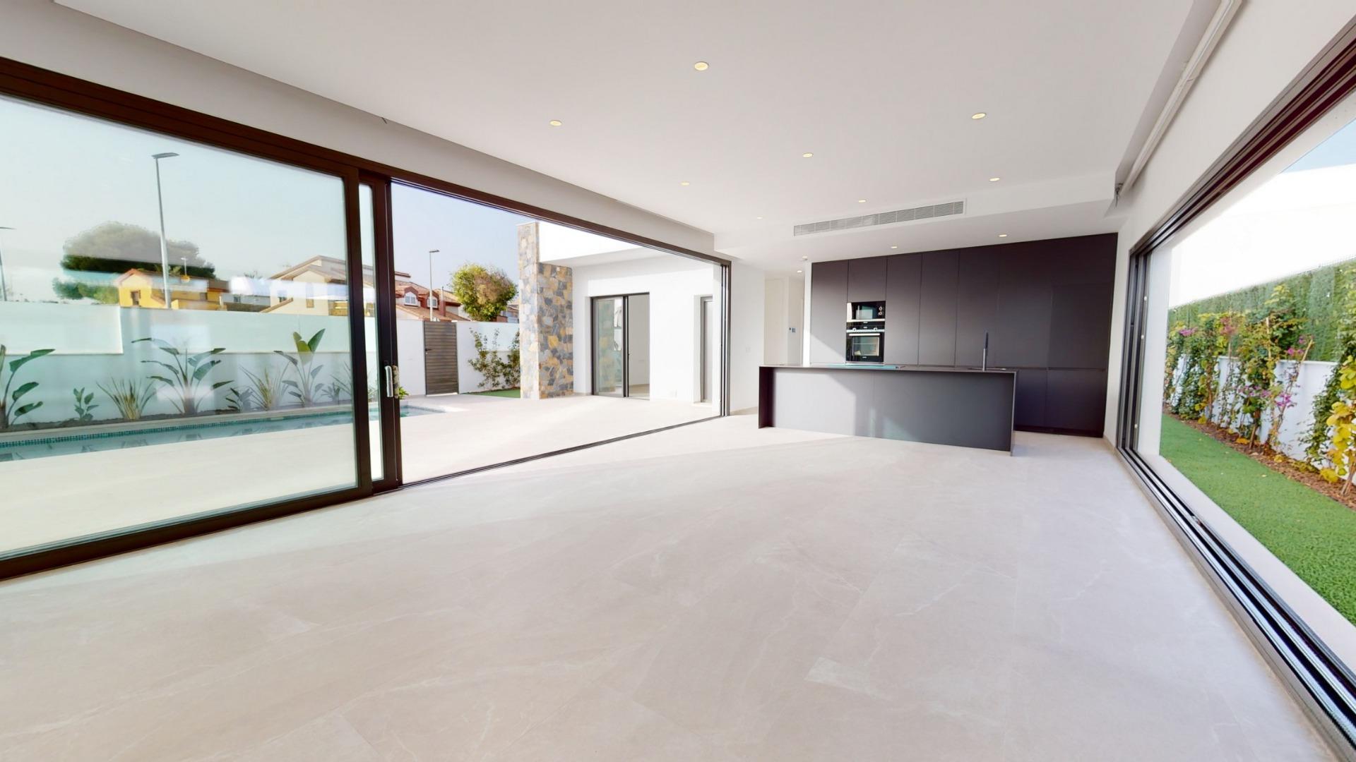 NEW BUILD VILLAS IN LOS ALCAZARES