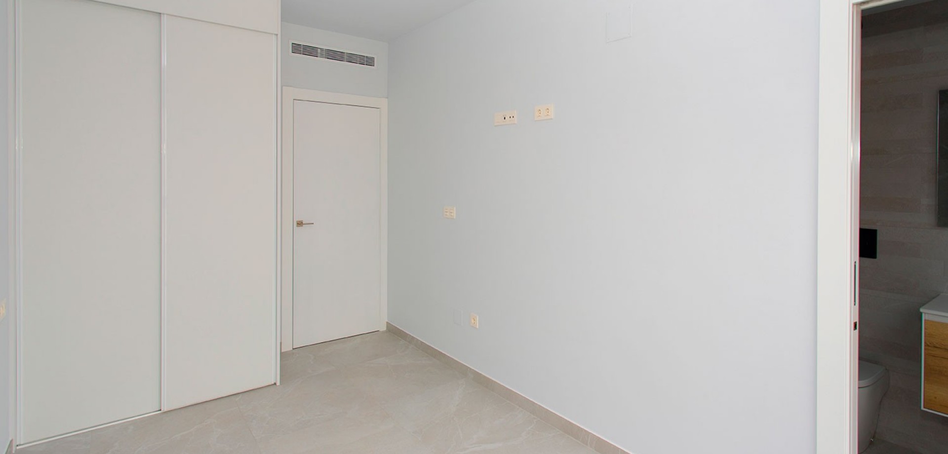Apartment for Sale in Torrevieja, Alicante
