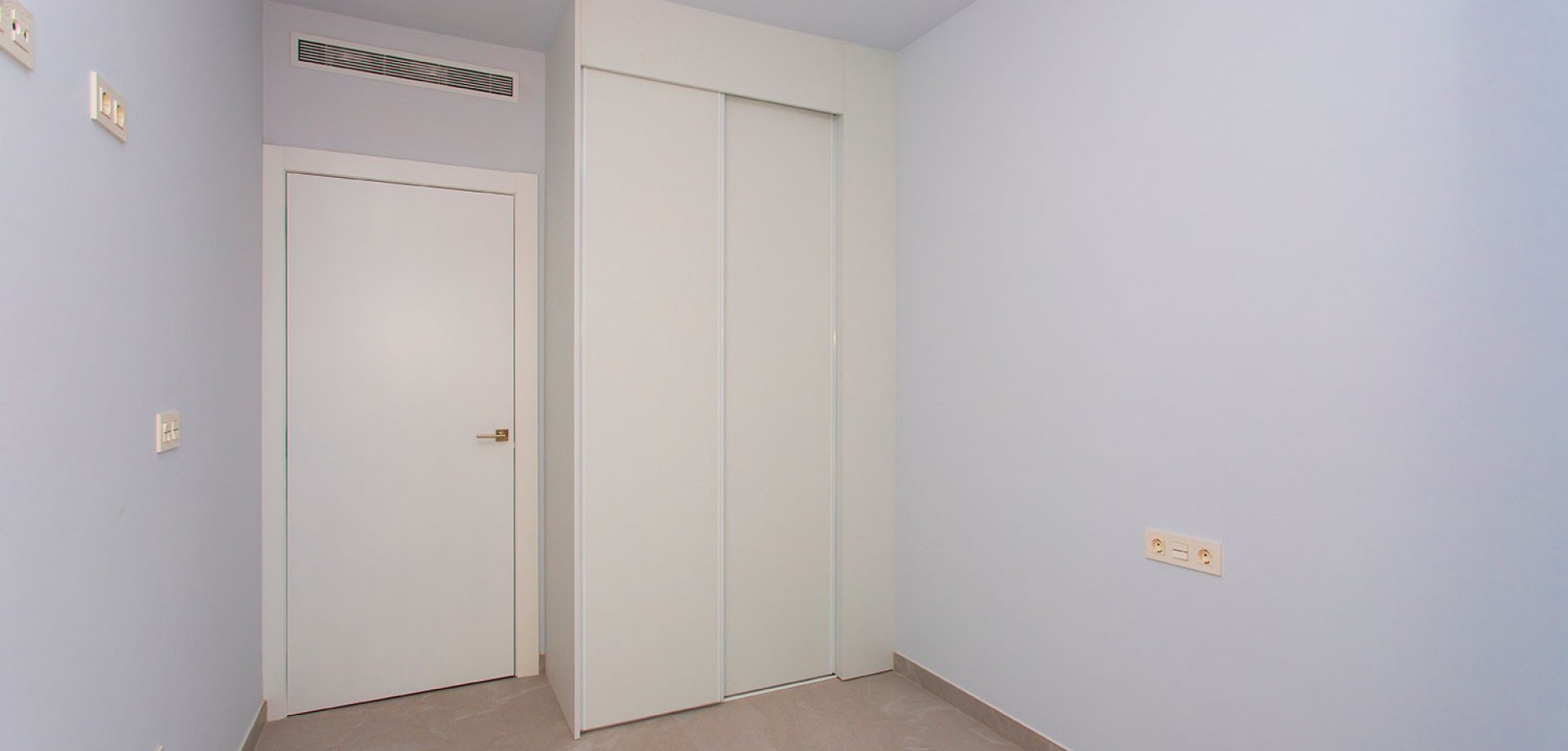 Apartment for Sale in Torrevieja, Alicante