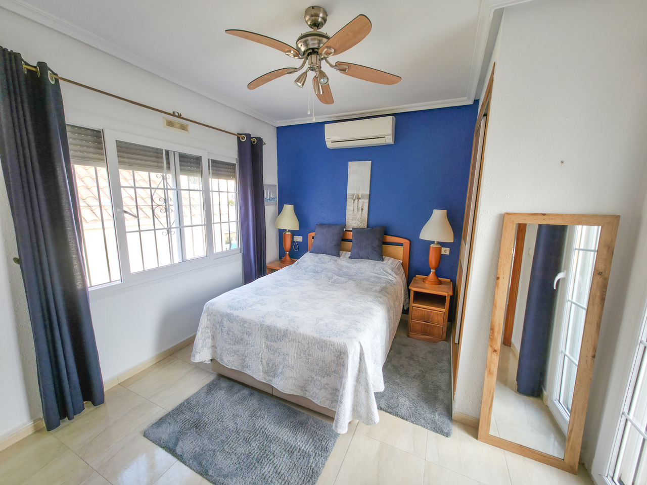 Villa for Sale in Villamartin, Alicante