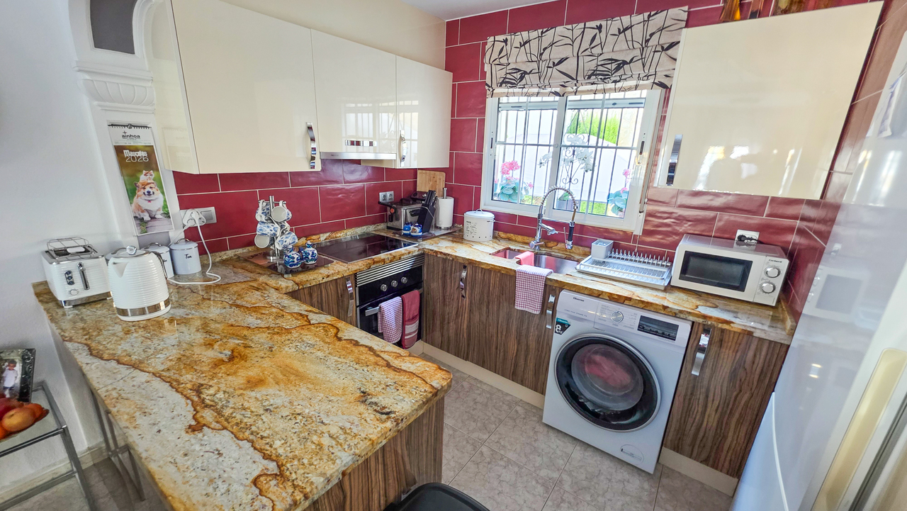 Villa for Sale in Villamartin, Alicante