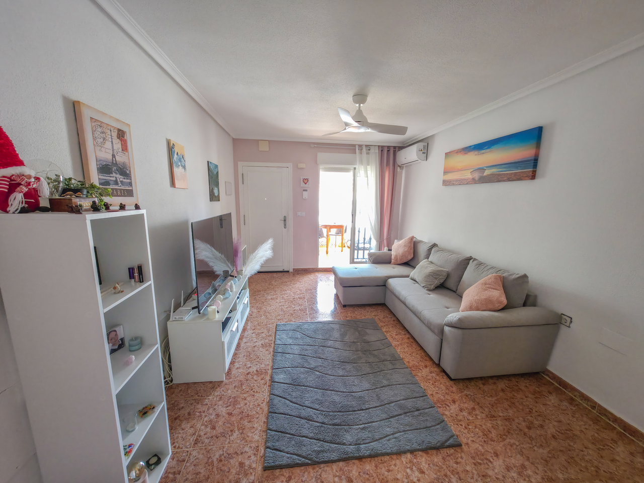 Apartment for Sale in Vistabella Golf Entre Naranjos, Alicante