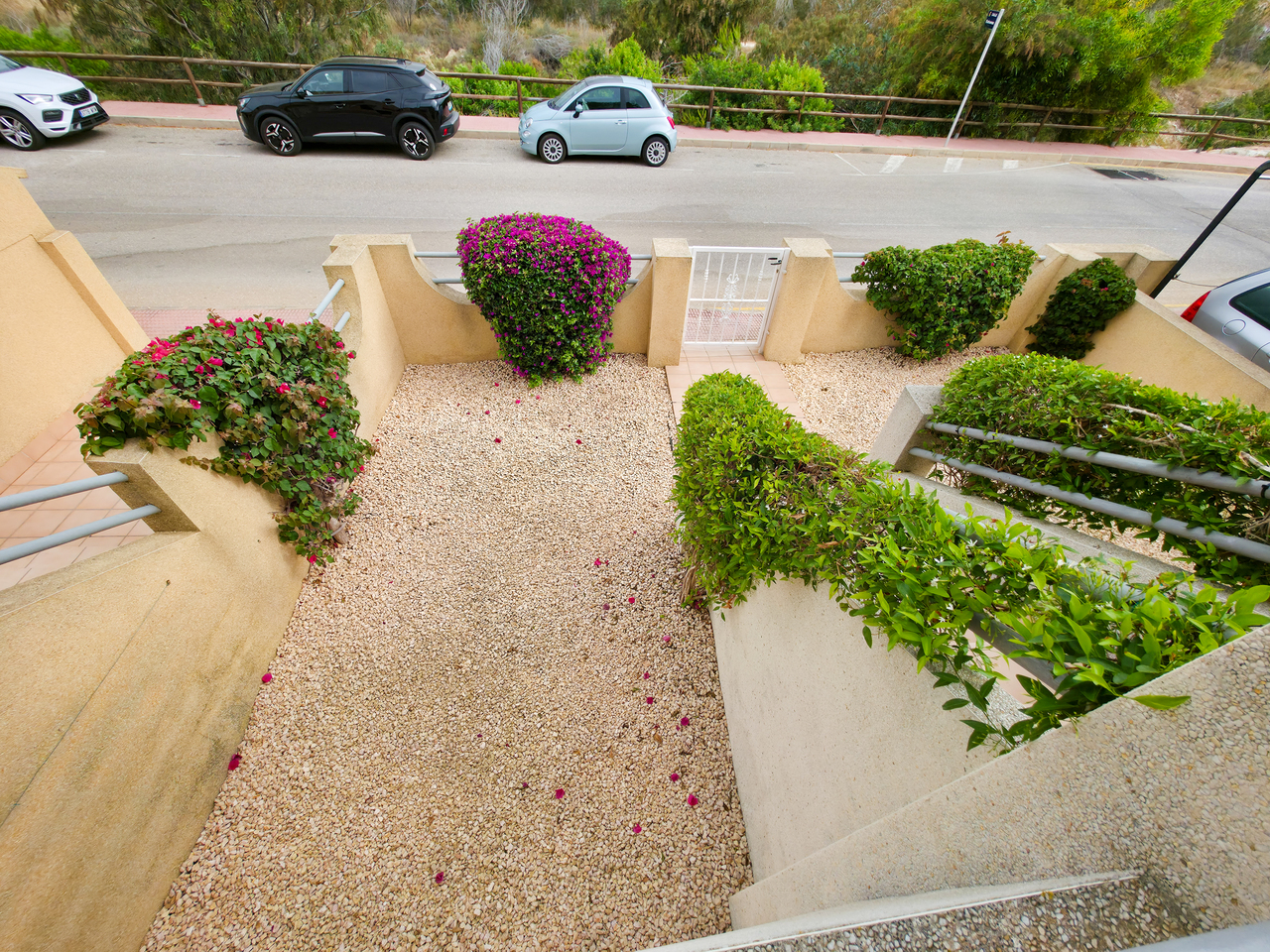 Apartment for Sale in Villamartin, Alicante