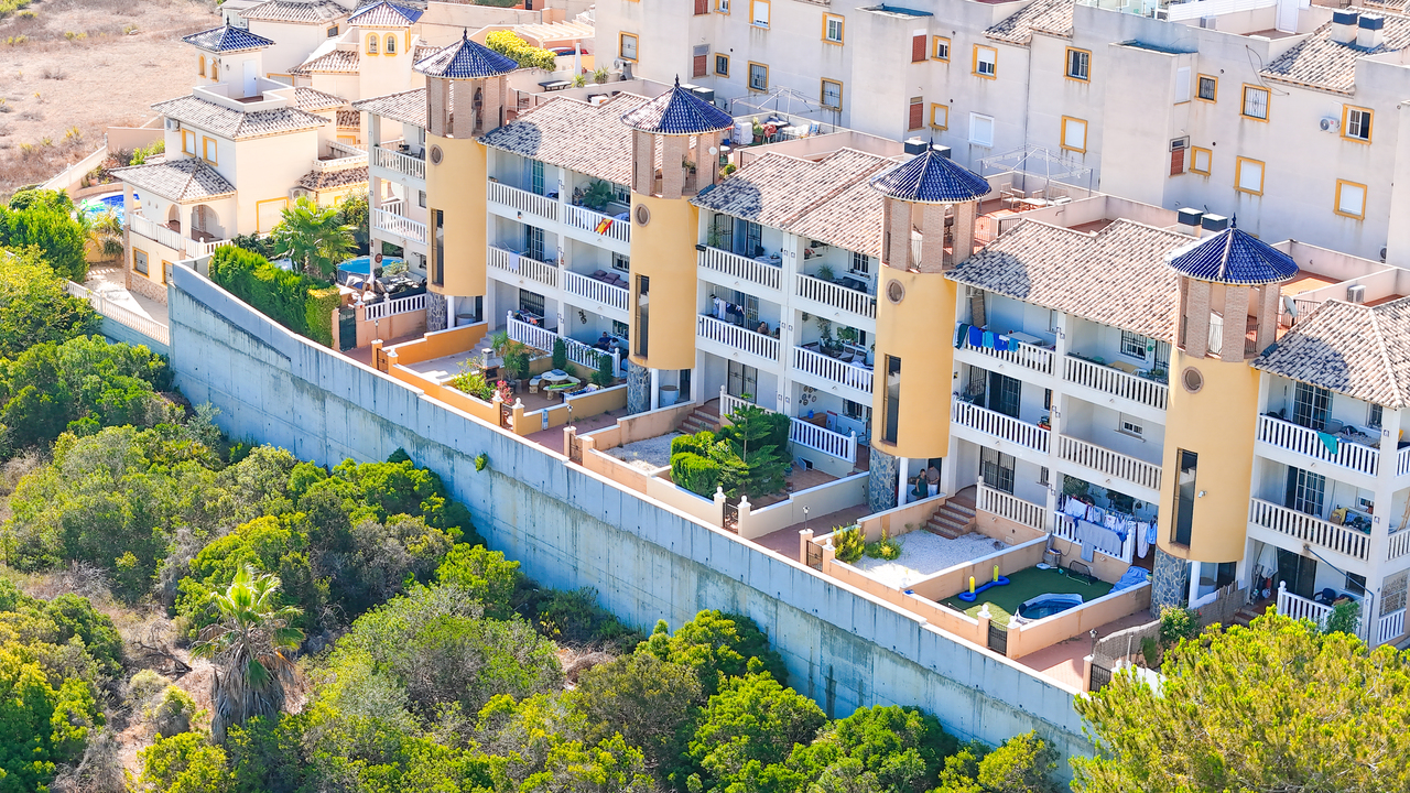 Apartment for Sale in Cabo Roig, Alicante