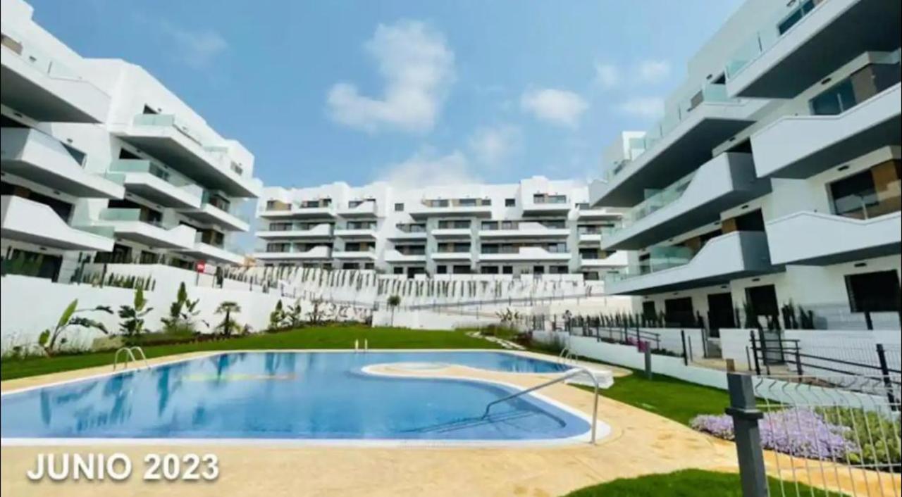 Apartment for Sale in Villamartin, Alicante