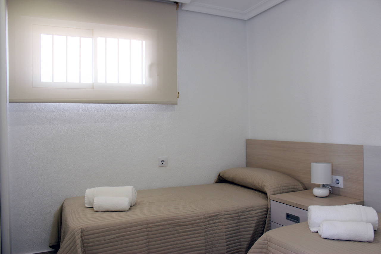 Apartment for Sale in Mil Palmeras, Alicante
