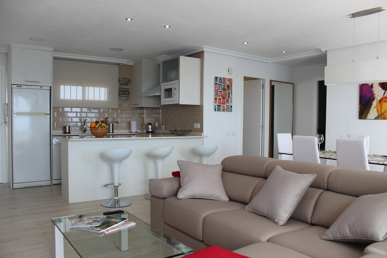 Apartment for Sale in Mil Palmeras, Alicante