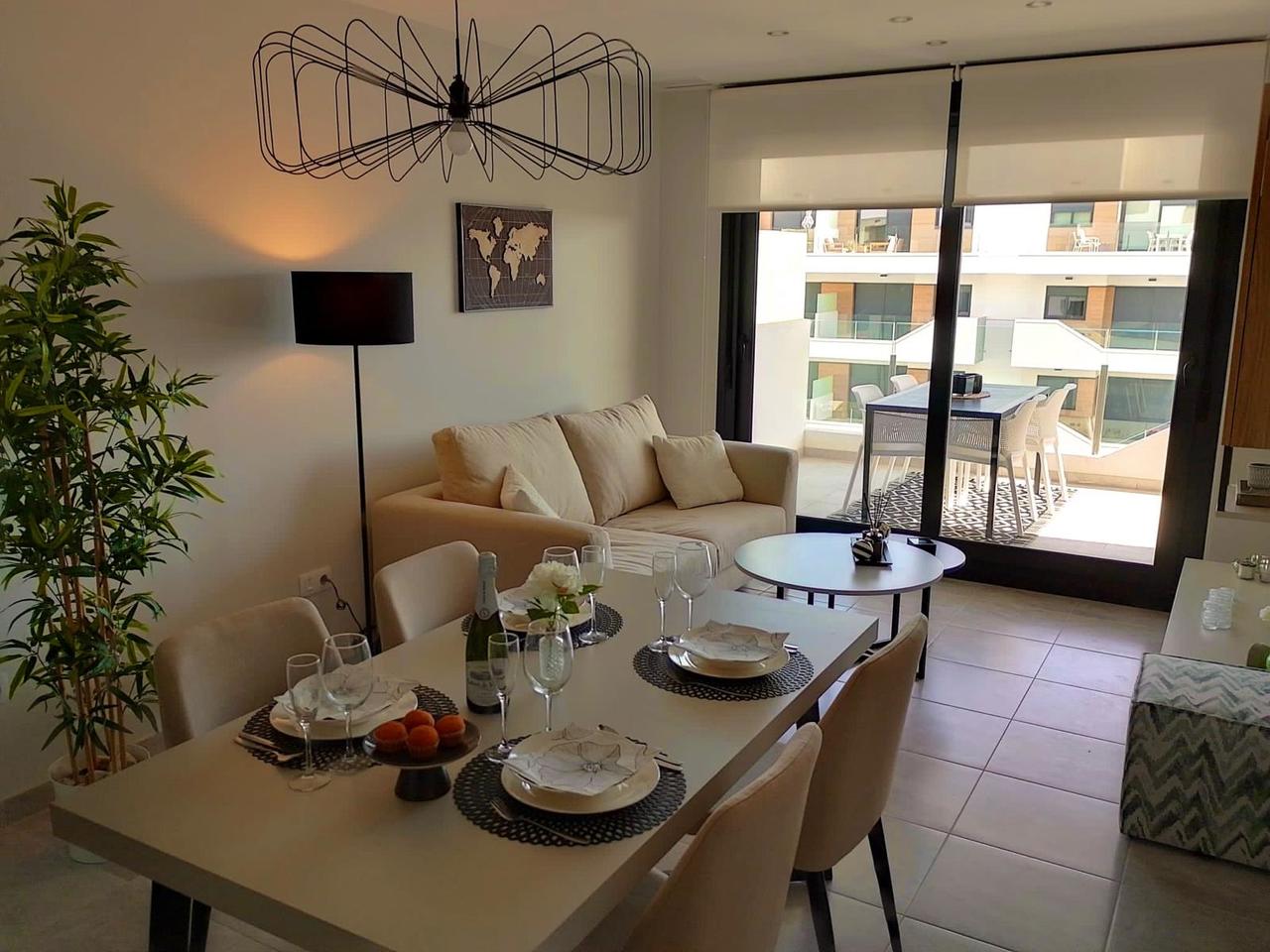 Apartment for Sale in Villamartin, Alicante