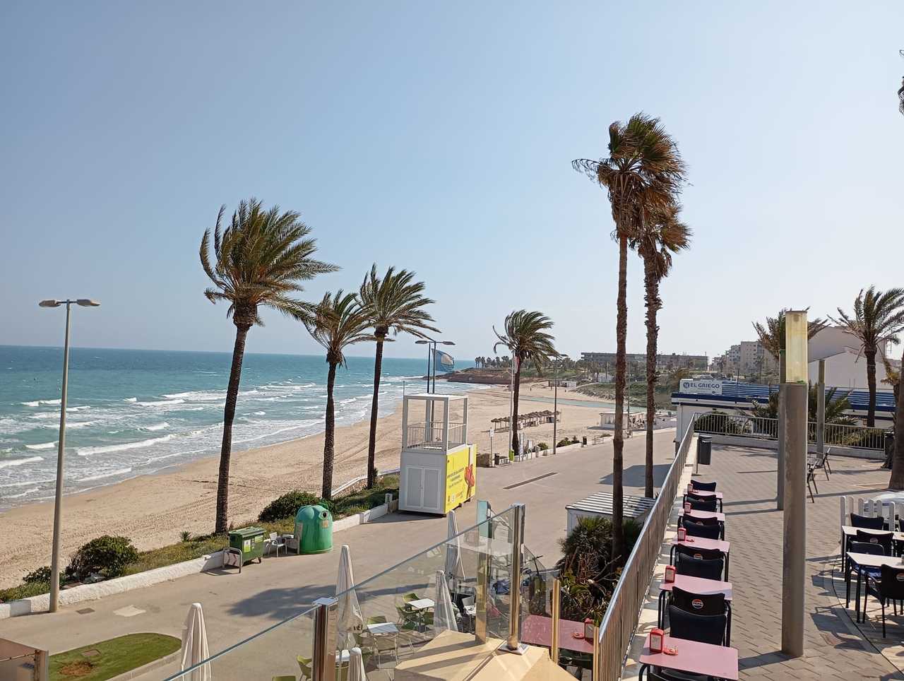 Apartment for Sale in Mil Palmeras, Alicante