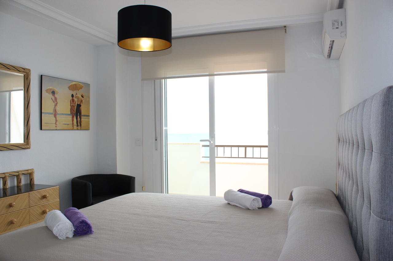 Apartment for Sale in Mil Palmeras, Alicante