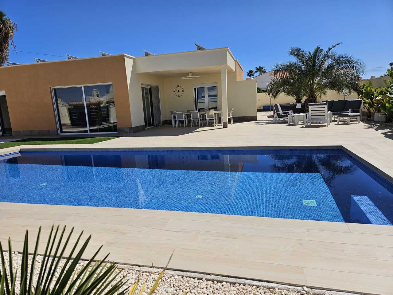 26r973l0605 Villa for Sale in Torrevieja, Alicante
