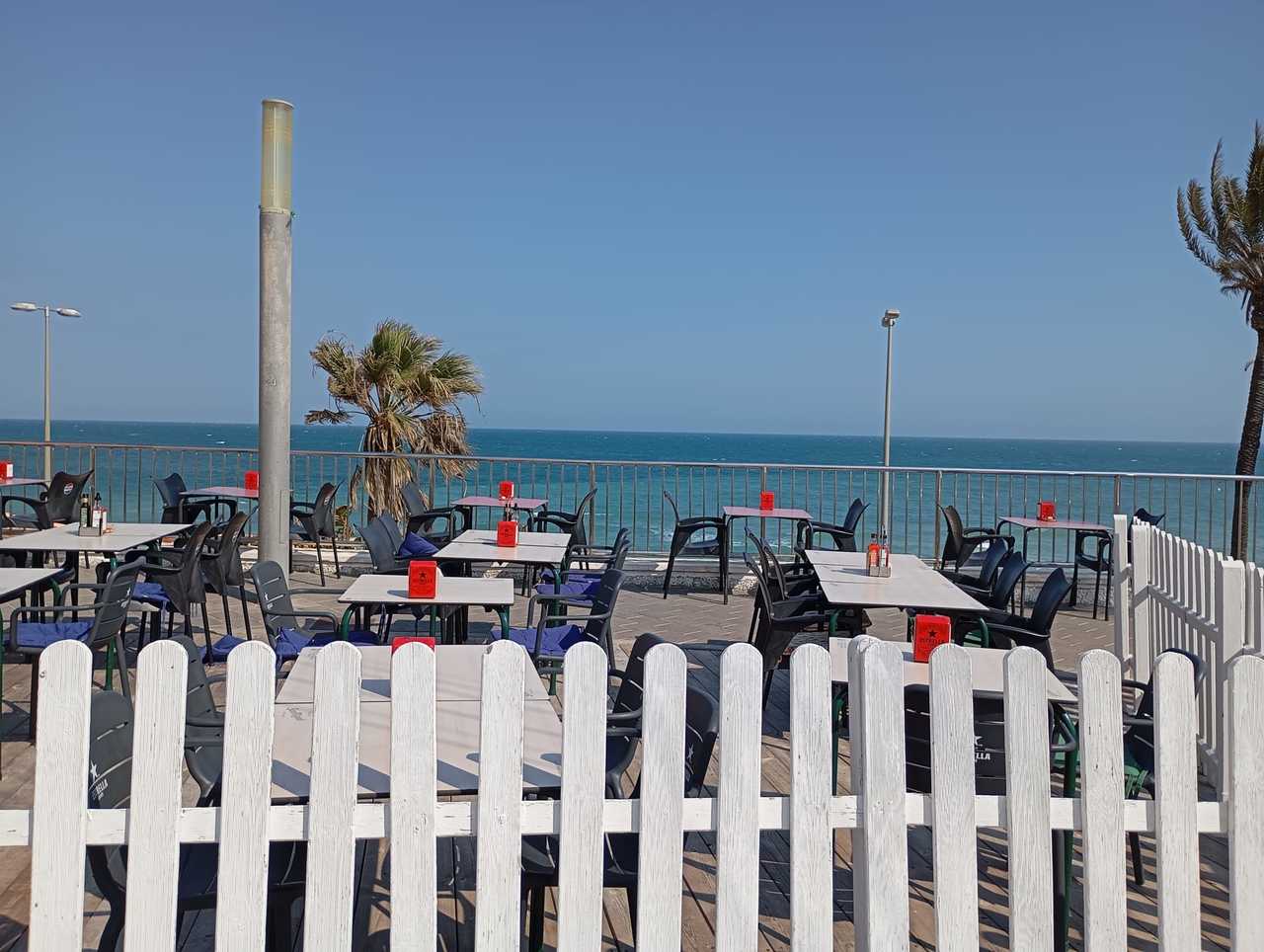 Apartment for Sale in Mil Palmeras, Alicante