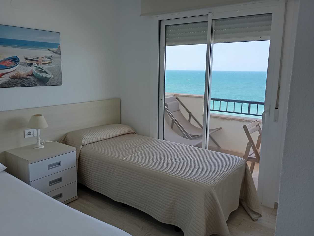 Apartment for Sale in Mil Palmeras, Alicante