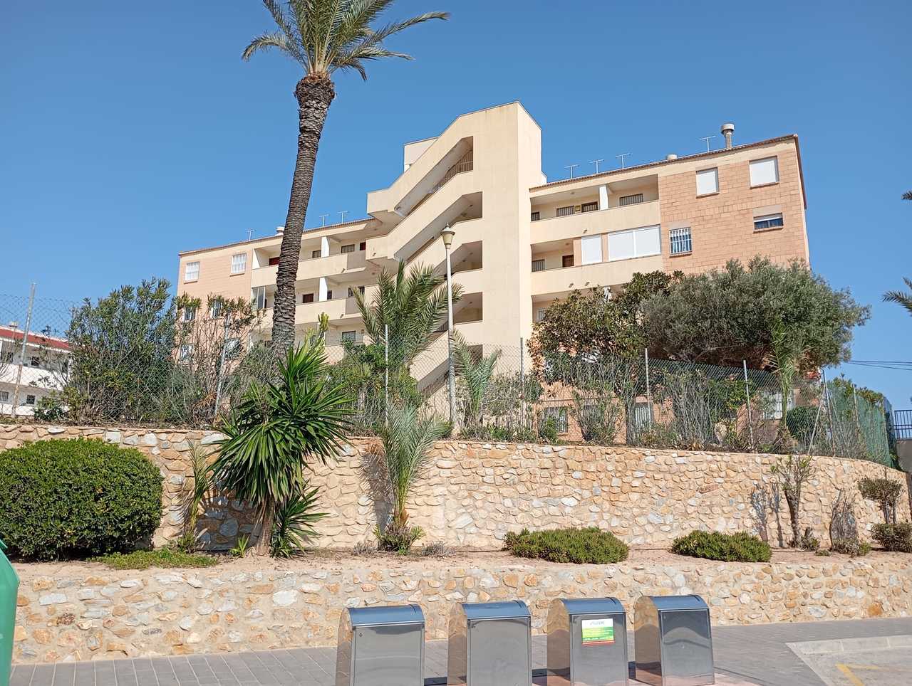 Apartment for Sale in Mil Palmeras, Alicante