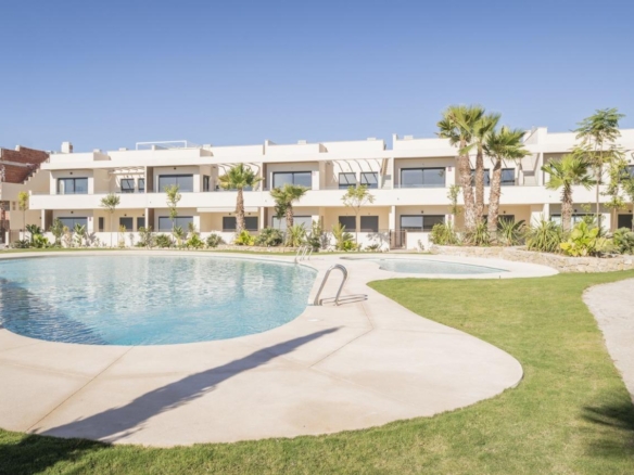 New Build Bungalows in San Miguel de Salinas – Nature, Golf and Comfort