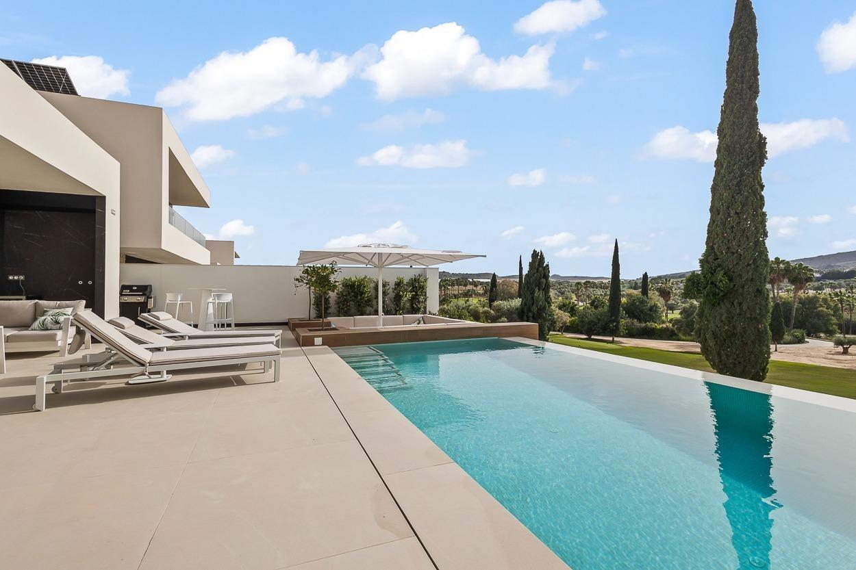 28-1 Villa for Sale in Algorfa, Alicante