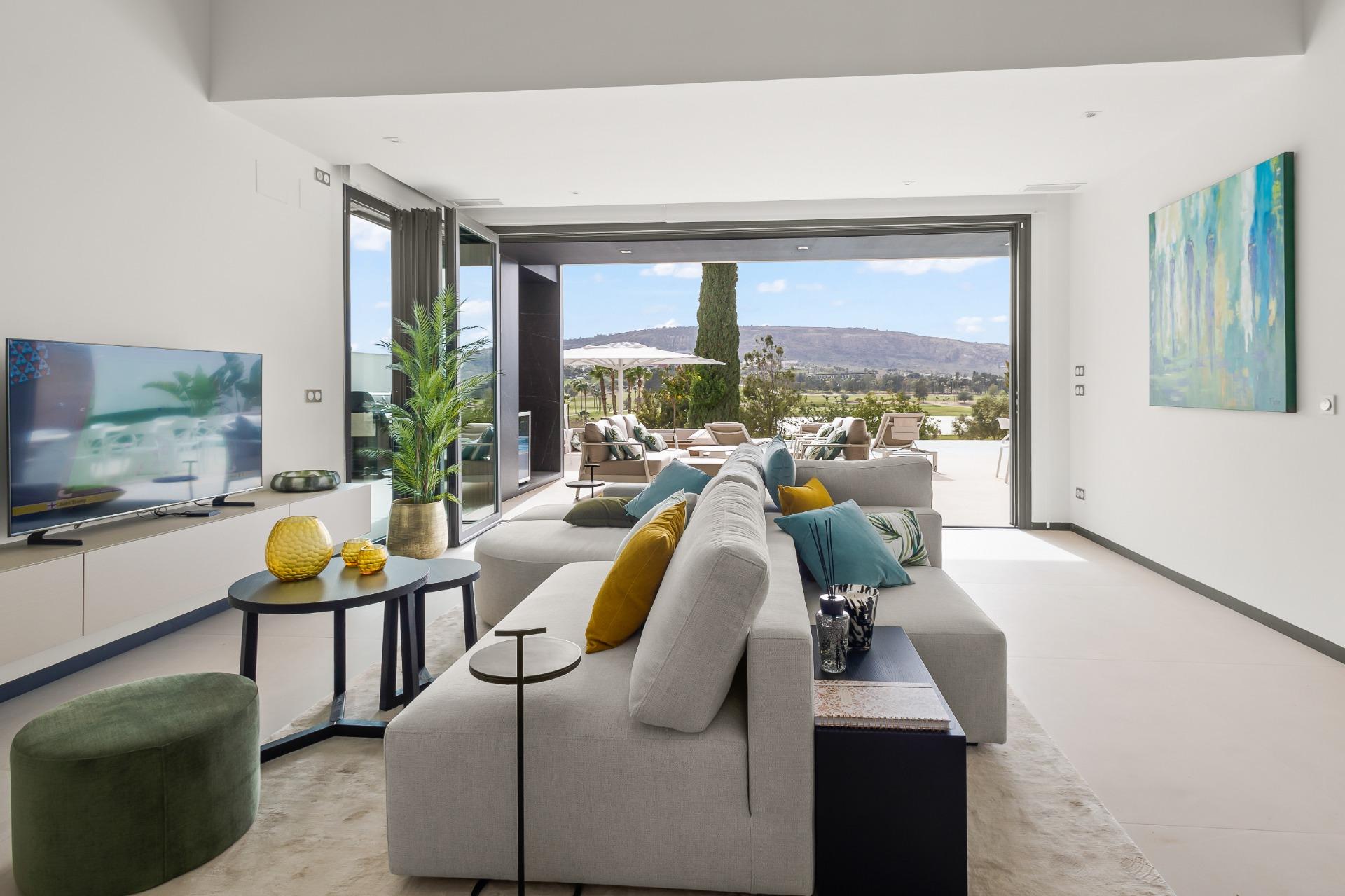 Villa for Sale in Algorfa, Alicante