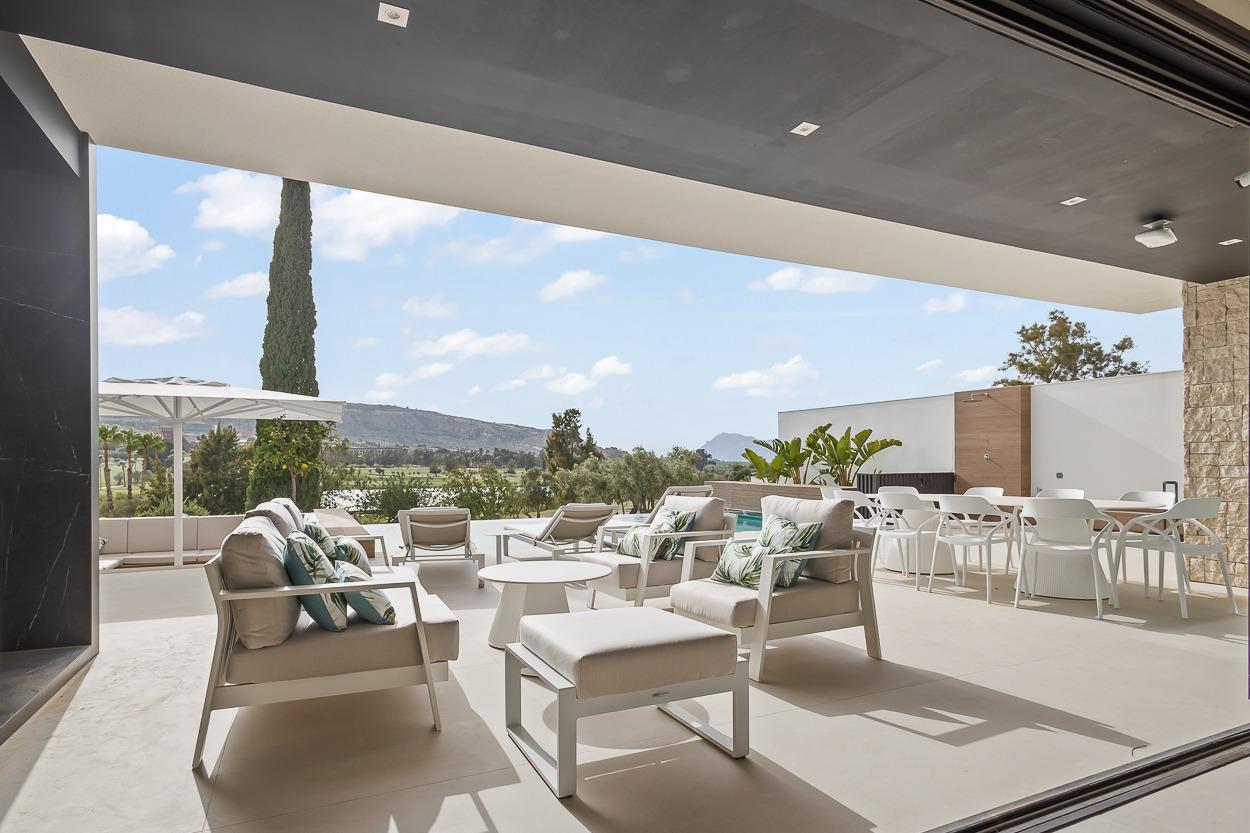 Villa for Sale in Algorfa, Alicante
