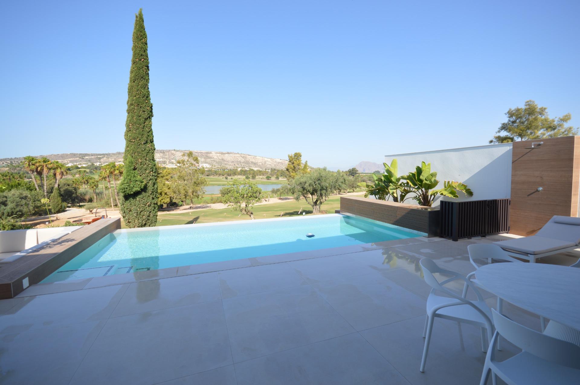 Villa for Sale in Algorfa, Alicante