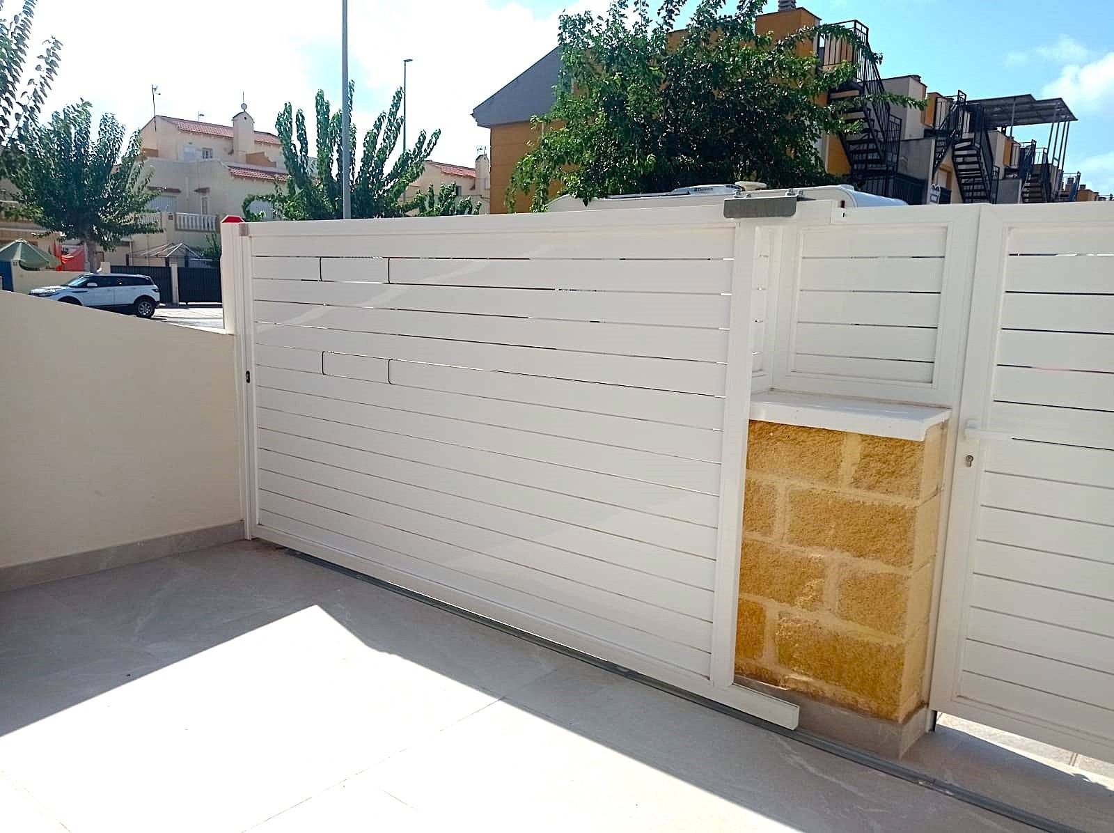 Town House for Sale in Pilar de La Horadada, Alicante