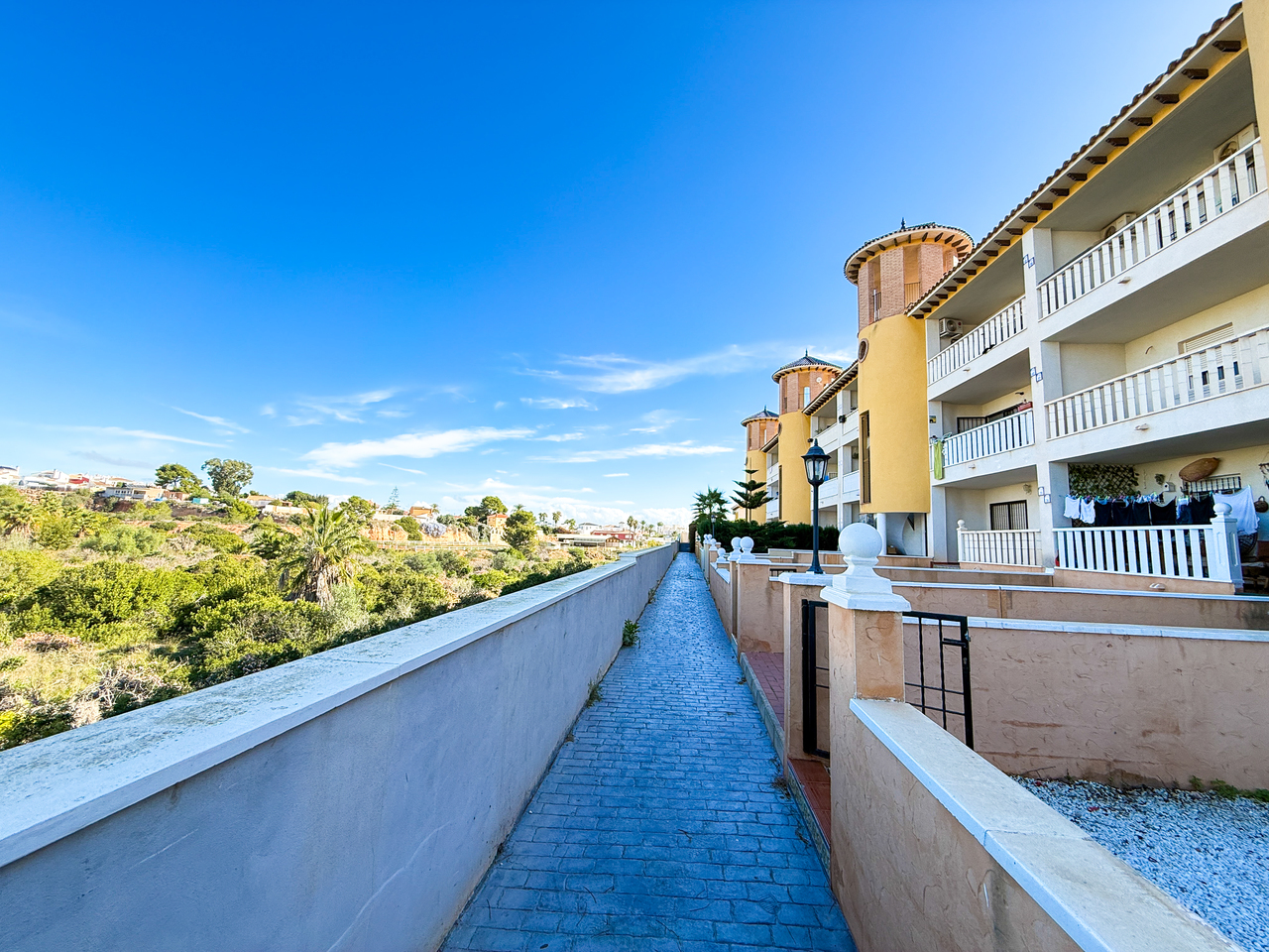 Apartment for Sale in Cabo Roig, Alicante