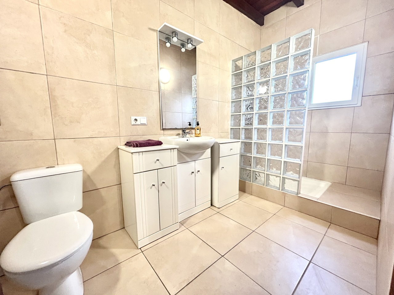 Villa for Sale in Catral, Alicante