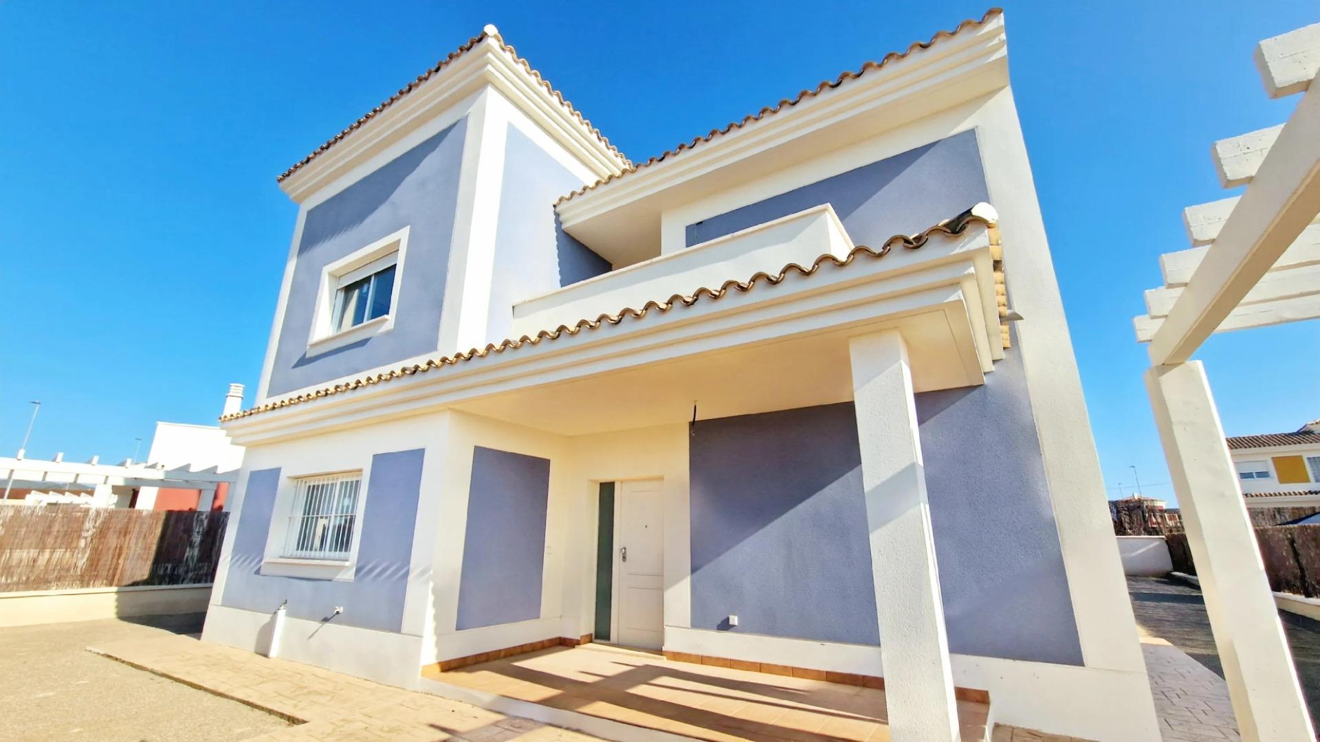New Build Apartments with Rooftop Pool Just 600 m from the Beach in Guardamar del Segura