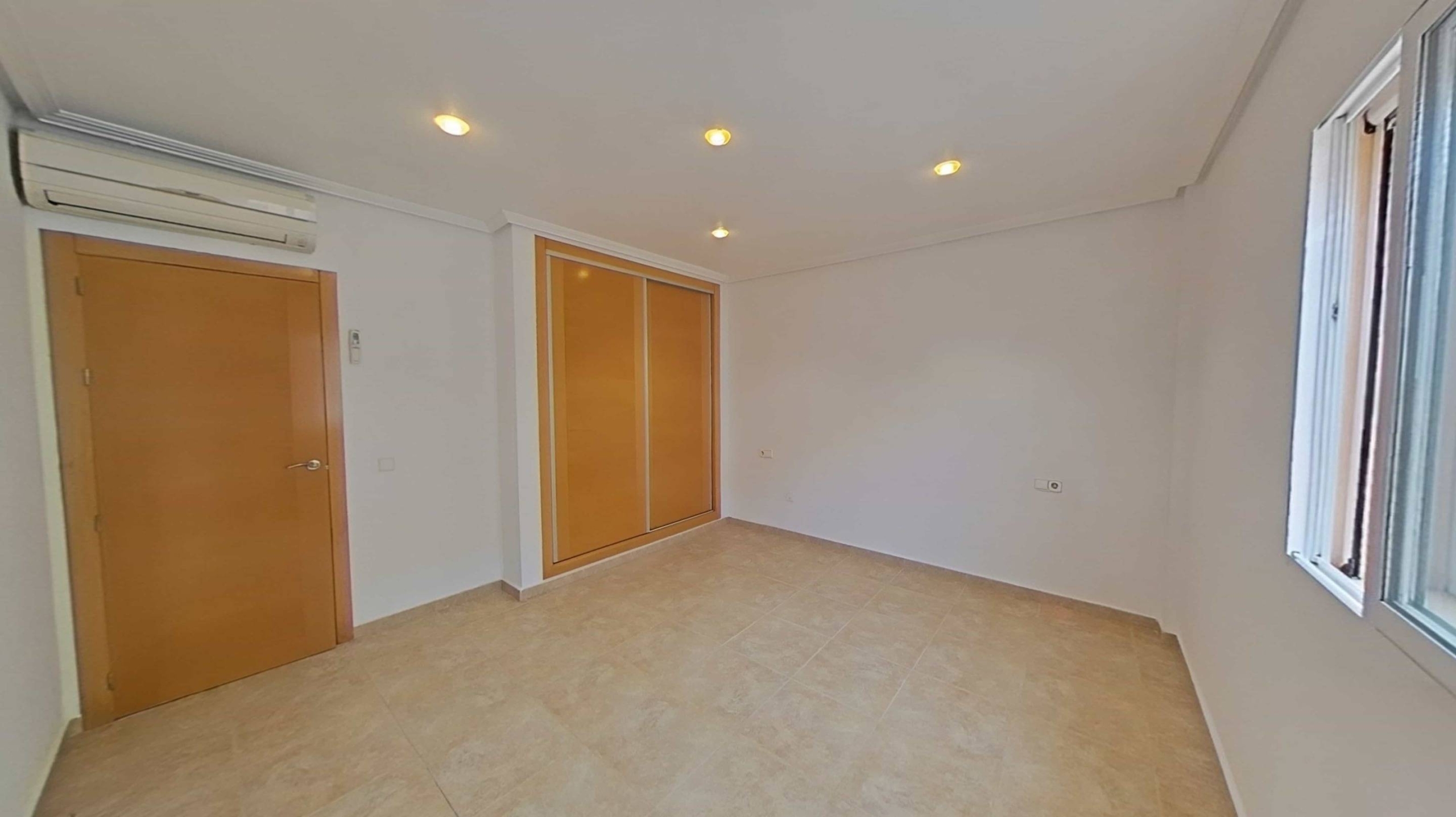 Duplex for Sale in Santiago de la Ribera, Murcia