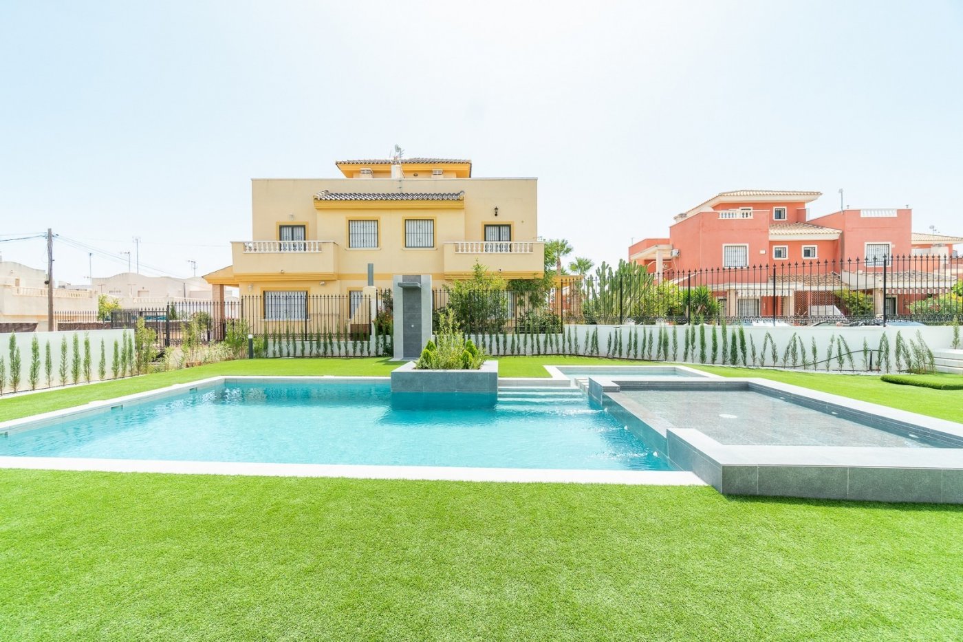 NEW BUILD VILLAS IN TORREVIEJA