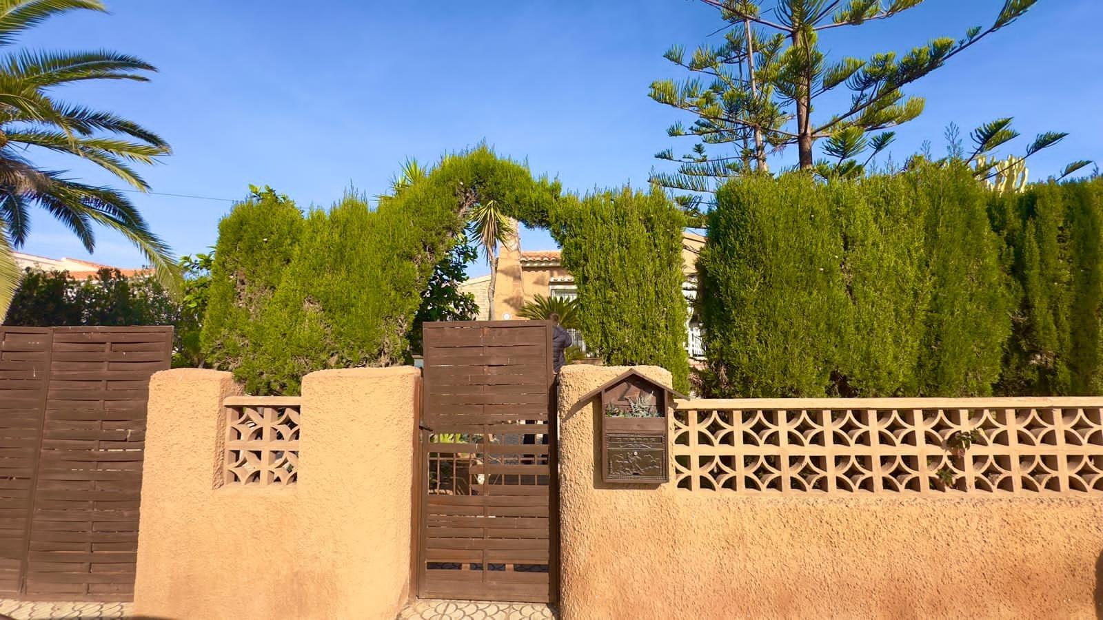 Villa for Sale in Torrevieja, Alicante