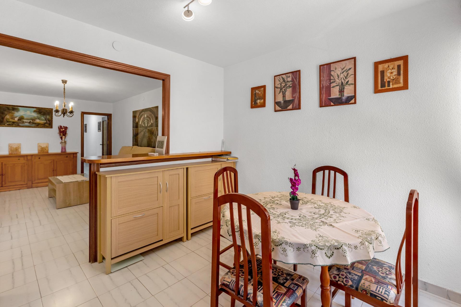 Villa for Sale in Los Alcazares, Murcia