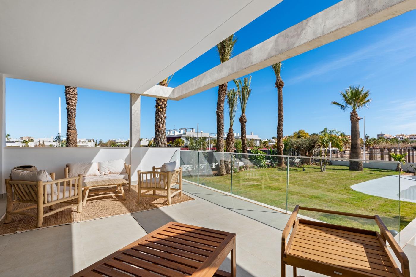 New Build Apartments with Sea Views in Vera Playa, Almería