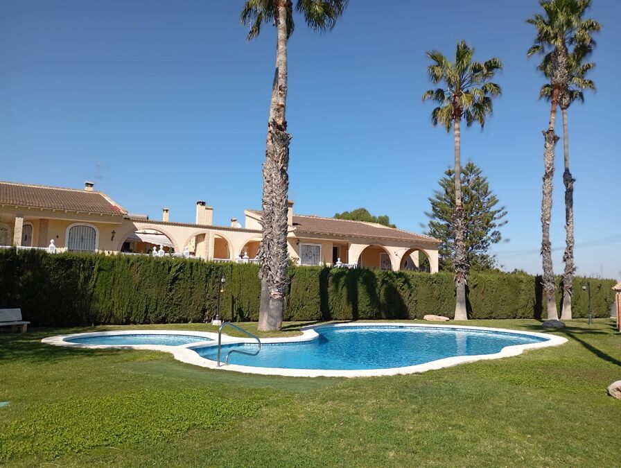 Town House for Sale in Catral, Alicante