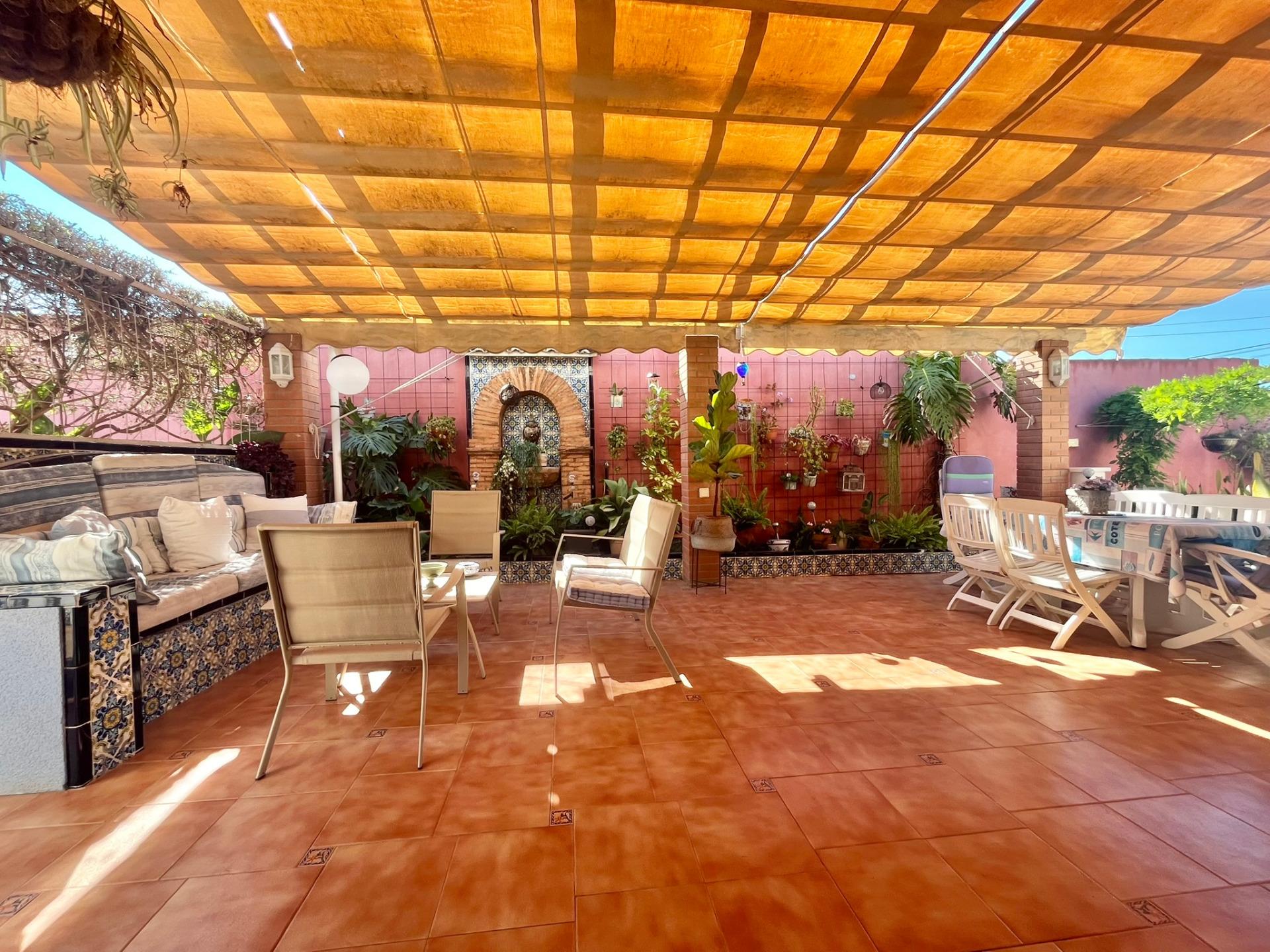 Villa for Sale in Torrevieja, Alicante